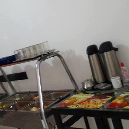 Pousada 13 De Maio 伊列乌斯 外观 照片